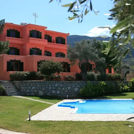 Aliki Beach Aparthotel 3*