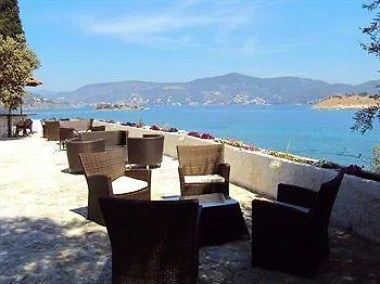 Aliki Beach 3* Galatas (Poros)