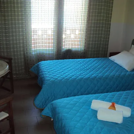 Aliki Beach 3* Galatas (Poros)